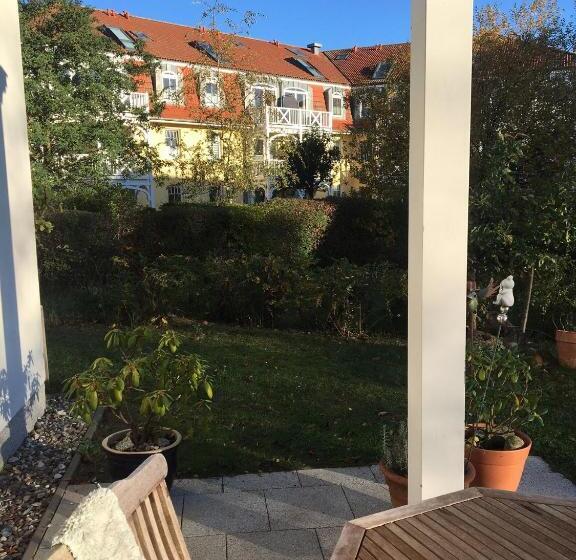 هتل Residenz Strandkrone 03