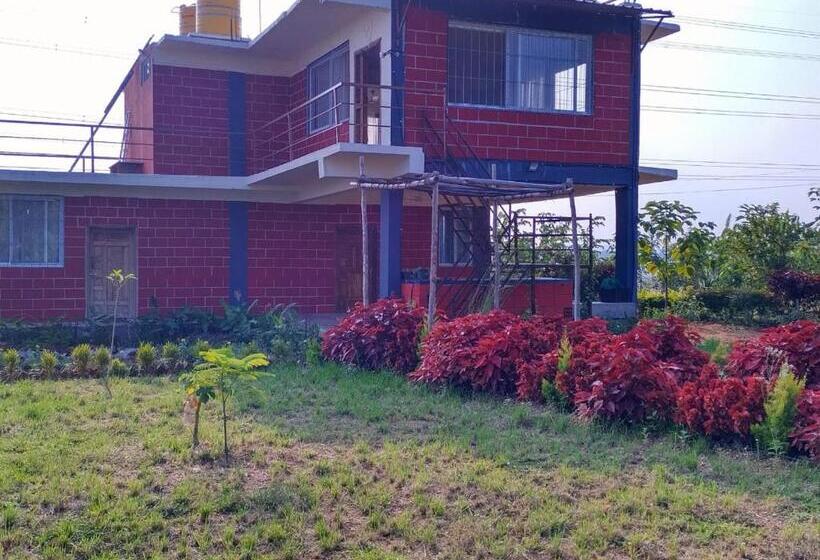 酒店 The Shire Charming Farmstay