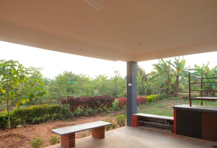 酒店 The Shire Charming Farmstay