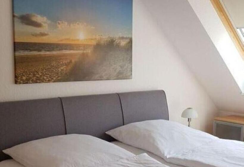 هتل Waldstr 34 Wo 05
