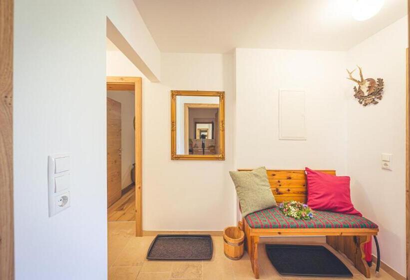 ペンション Haus Lemmerer