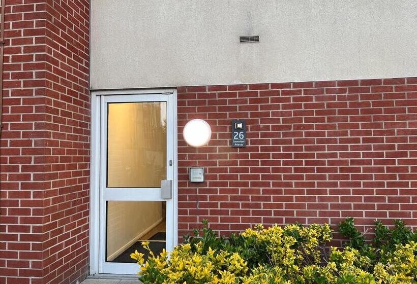 ペンション Kilnview Guesthouse Hanley & Staffordshire University