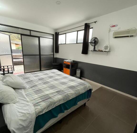 پانسیون Motogaragem