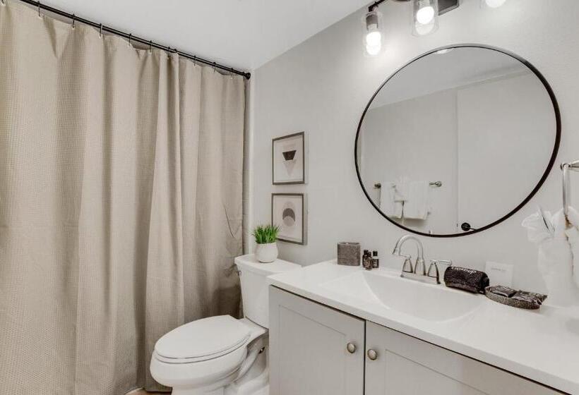 אתר נופש Sugar Sand Sanctuary   Beach Condominium