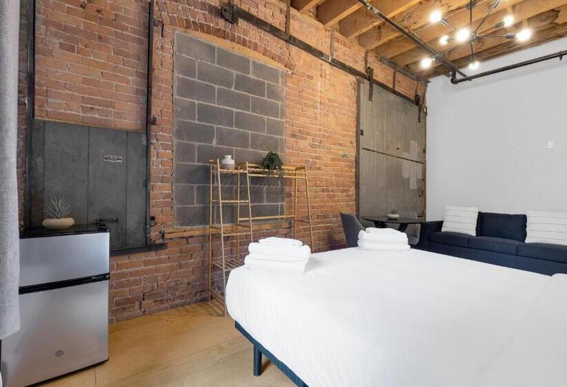 هاستل The Little Prince Rooms Old Montreal