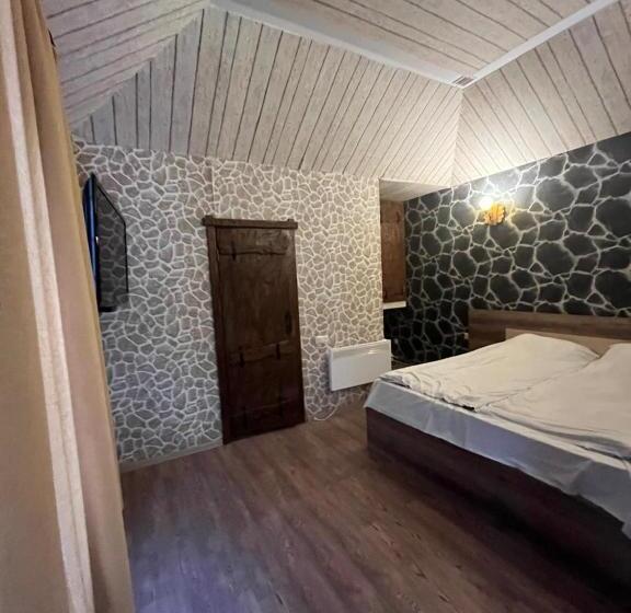 تختخواب و صبحانه Belveder Eco Resort