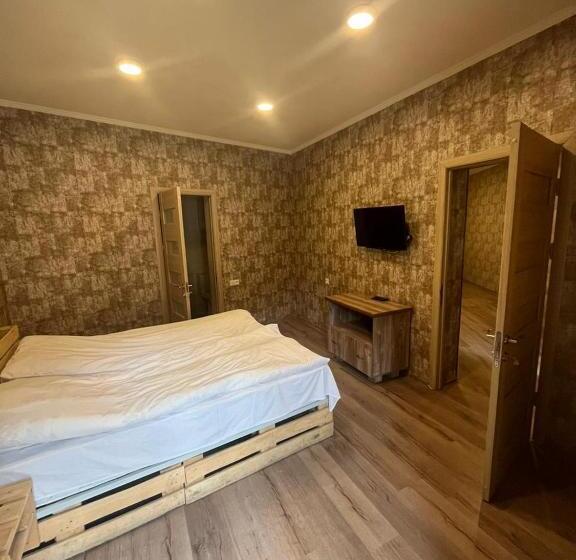 تختخواب و صبحانه Belveder Eco Resort