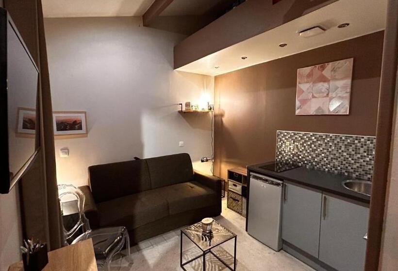 مبيت وإفطار Mini Studio Et Espace Extérieur