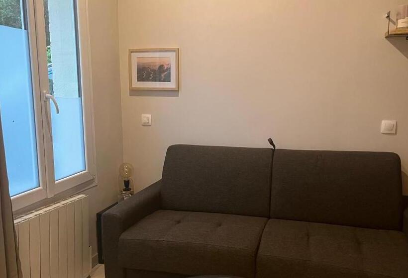 مبيت وإفطار Mini Studio Et Espace Extérieur