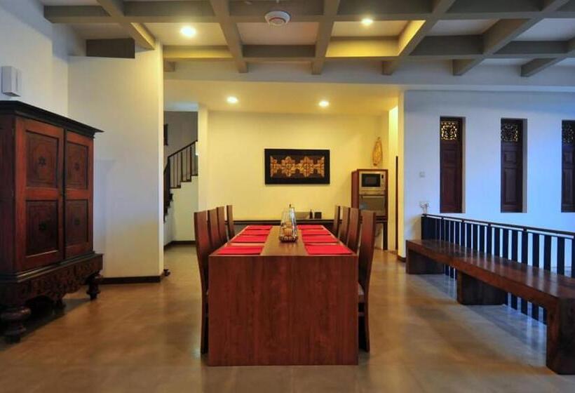 פנסיון Nuga Residency By Gentz
