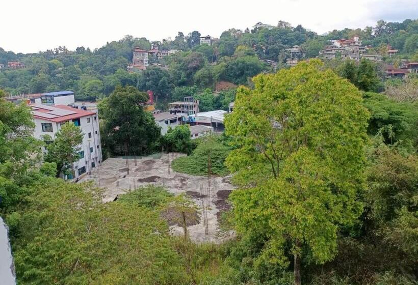 بنسيون Serendib Guest Inn