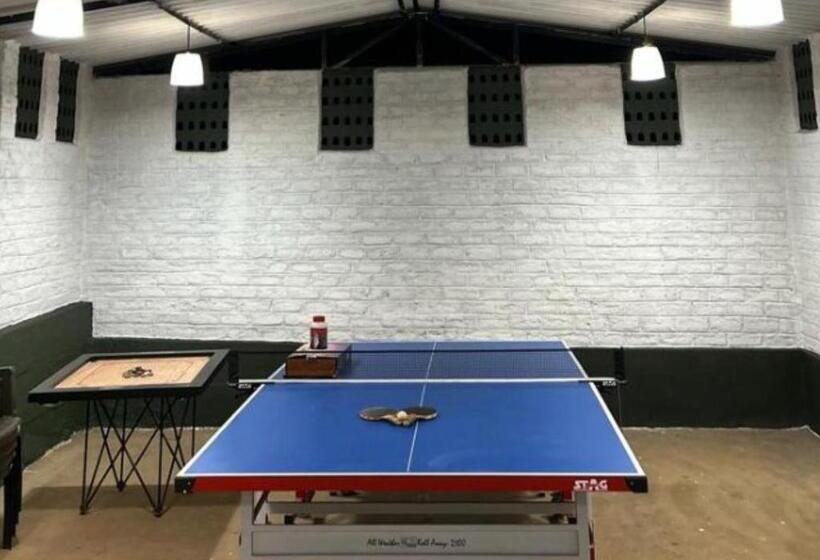 فندق Jv Cottages Mulshi