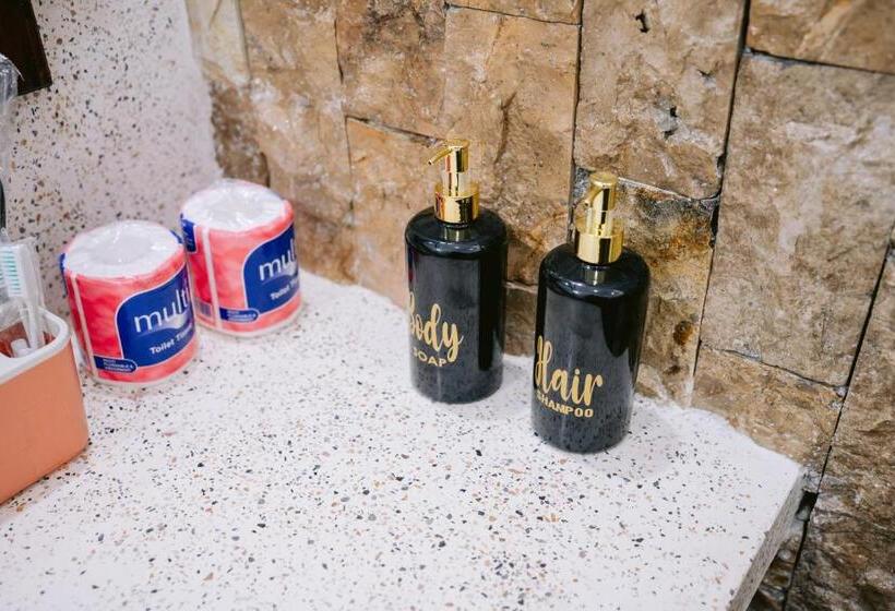 پانسیون Villa Kamaria