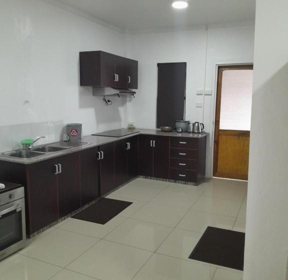 هتل White Diamond Apartments