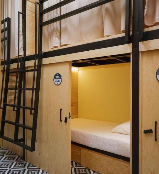 پانسیون Bodegante Hostal 3