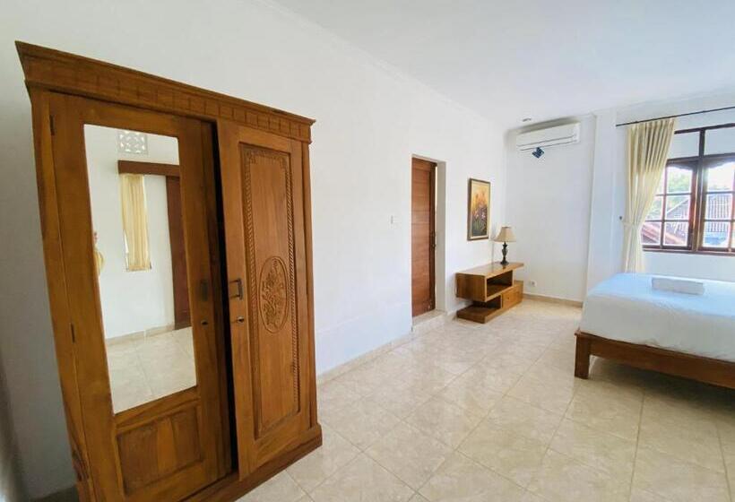 펜션 Sang Ayu 2 1br At 3br Villa