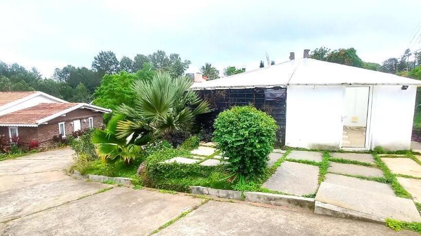 استراحتگاه Istays   The Colonial Villa, Yercaud