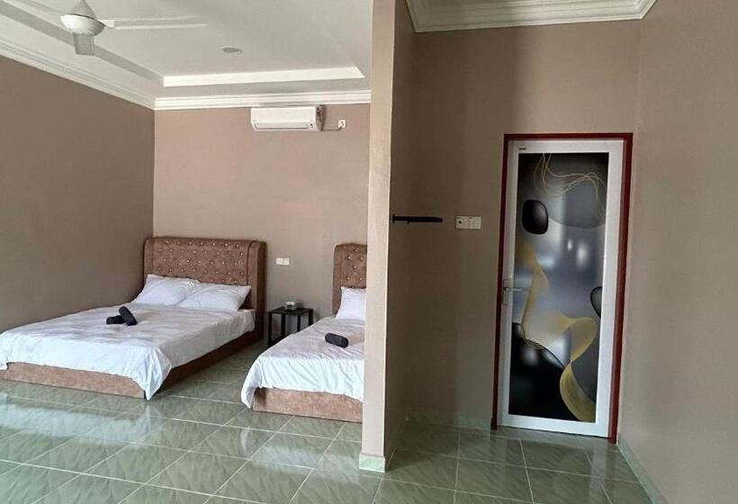 فندق Sasuka Chalet Pantai Pandak