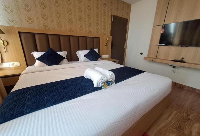 酒店 Sky Inn