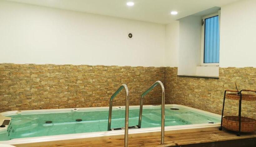 تختخواب و صبحانه Il Covo Rooms & Spa