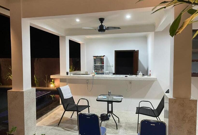 تختخواب و صبحانه Relax Villas Gili Air