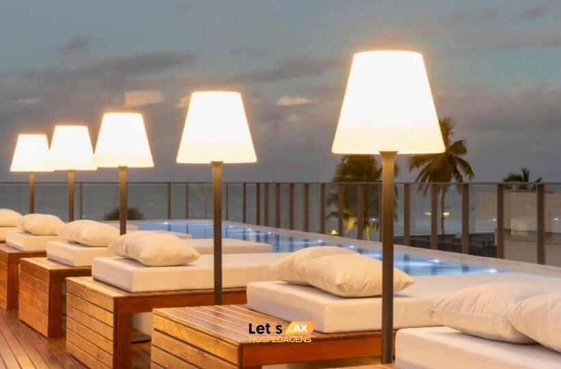 בית מלון כפרי Ax Setai Yacht