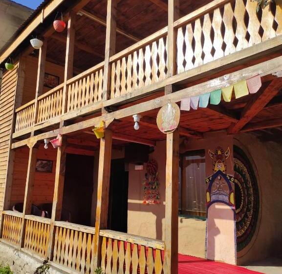 酒店 Muse Meadow Huts & Homestay