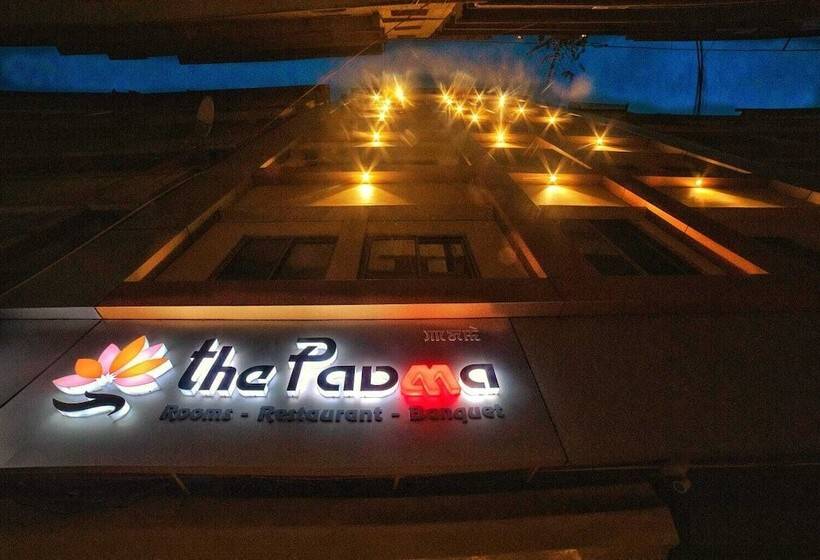 فندق The Padma