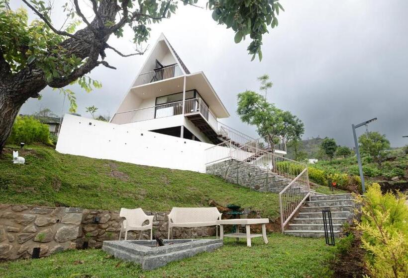 هتل Tomorrowland Farms And Suites