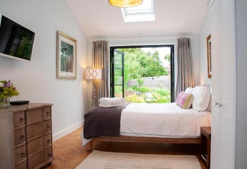 بنسيون Bosham   Private And Self Contained Double Garden Room