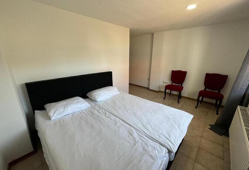 بنسيون Hido Landhaus Am See