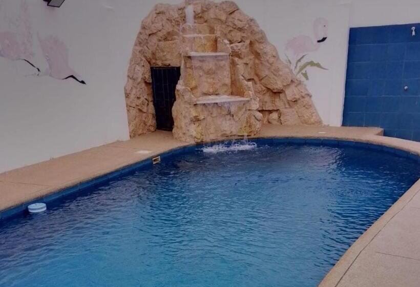 پانسیون Residencia Familiar Galeon