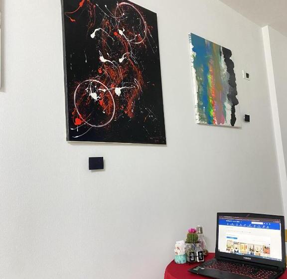 הוסטל Maison D Artiste