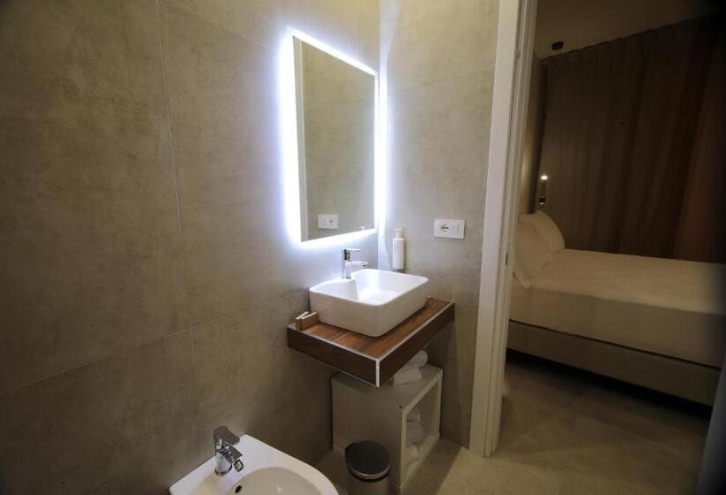 تختخواب و صبحانه Sebèl Camere Di Charme