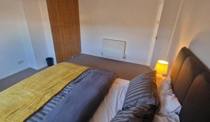 مبيت وإفطار Silver House
