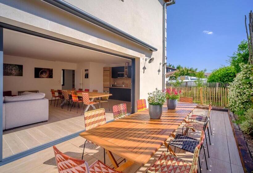 צימר Villa Poulpo