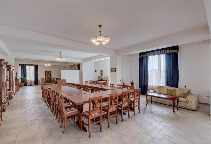בית מלון כפרי Domeniile Negrea By Insieme Grand Resort