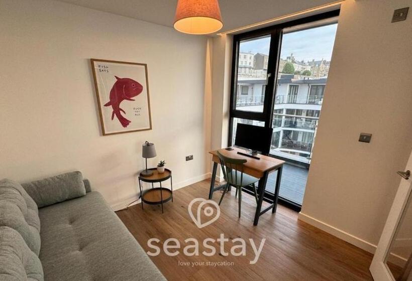 בית מלון כפרי Sail Penthouse   Beach & Parking