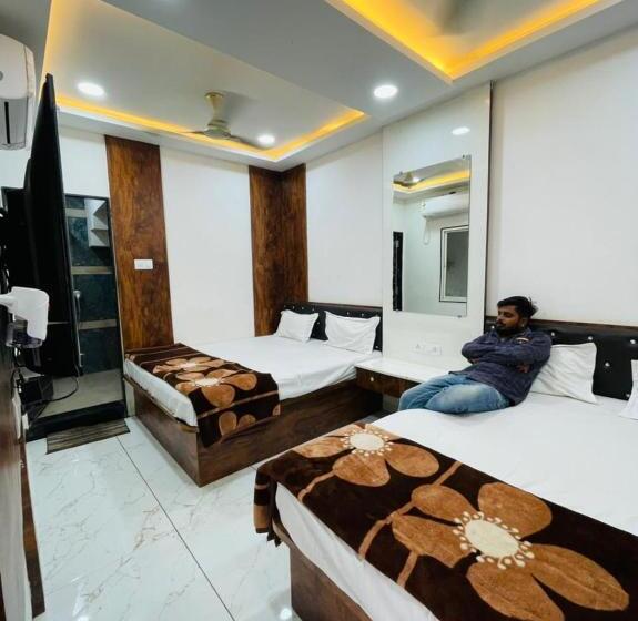 فندق Shree Shyam Sharnam