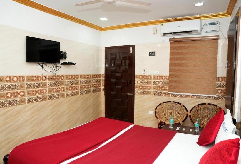 ホテル Sri Vinayaga Residency
