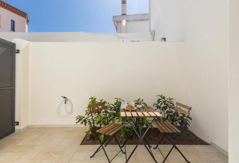 بنسيون Ausèntu Guest House