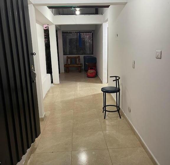 بنسيون Hostal Canaan Sanjo