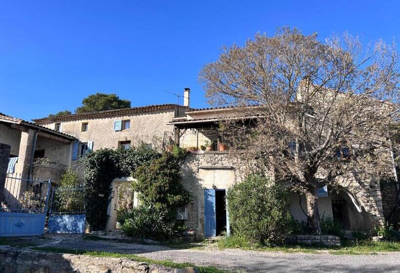 膳宿费 Chambre D Hôte Lavande Lit King Size Double Lits Jumeaux Salle De Bain Et Terrasse Privatives