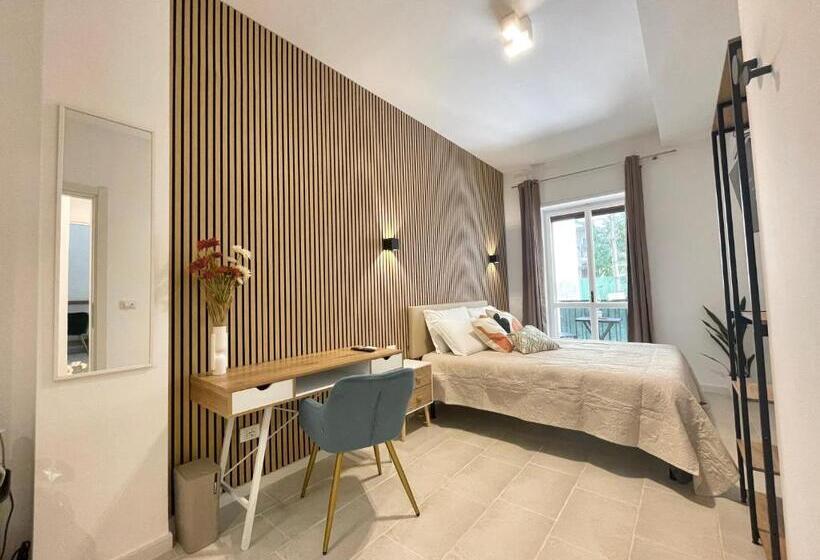 پانسیون Suites 167