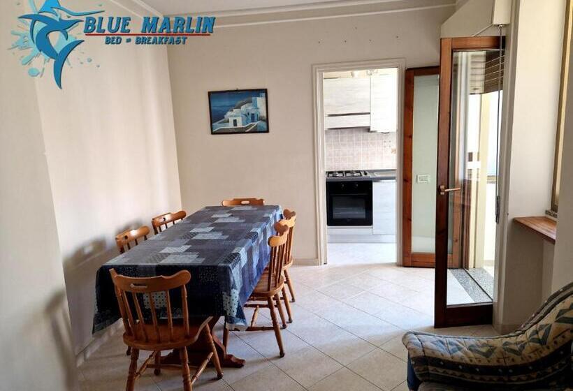 تختخواب و صبحانه Blue Marlin