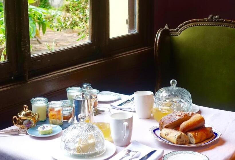 مبيت وإفطار Le Jardin Des Triomphes