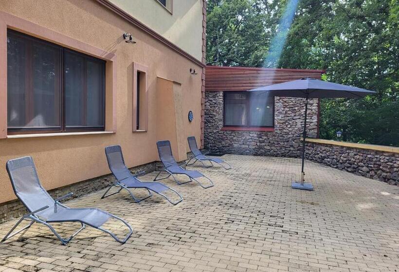 민박 Senyői Vendégház