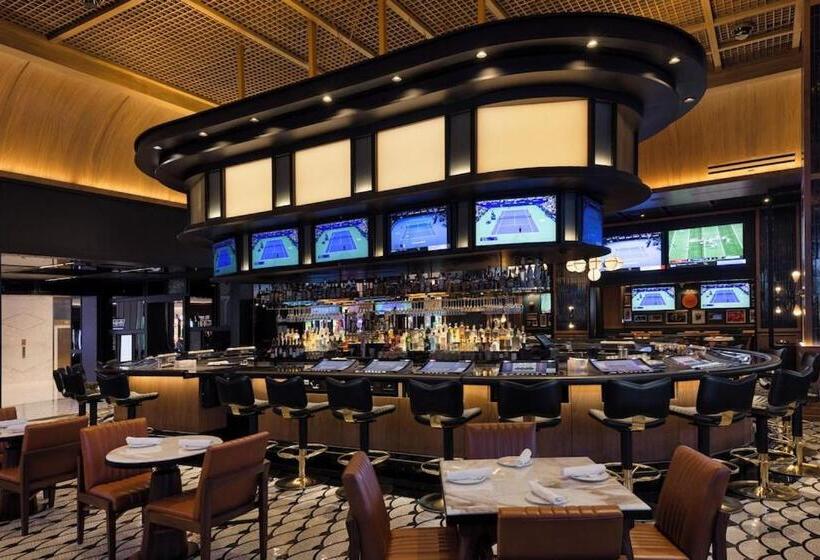 هتل Fontainebleau Las Vegas By Suiteness