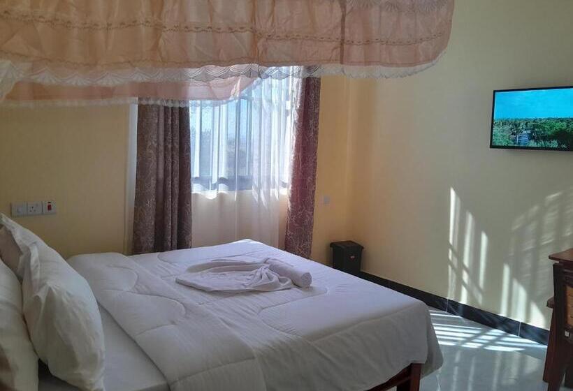 ホテル Gustina Zuzu Village Lodge