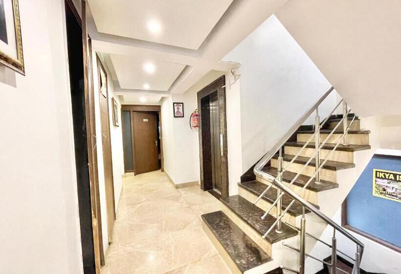 Hotel Savoy Residency Inn ! Mussoorie होटल सवॉय रेजीडेंसी इन, হোটেল সাভয় রেসিডেন্সি ইন , Near Mall Road H